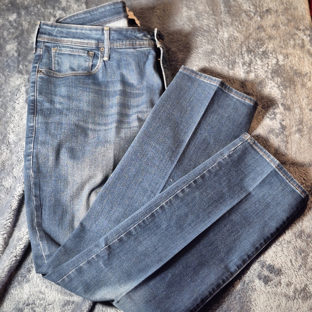 Classic Vintage Y2K Levi's 512 Skinny Leg Blue Denim Jeans